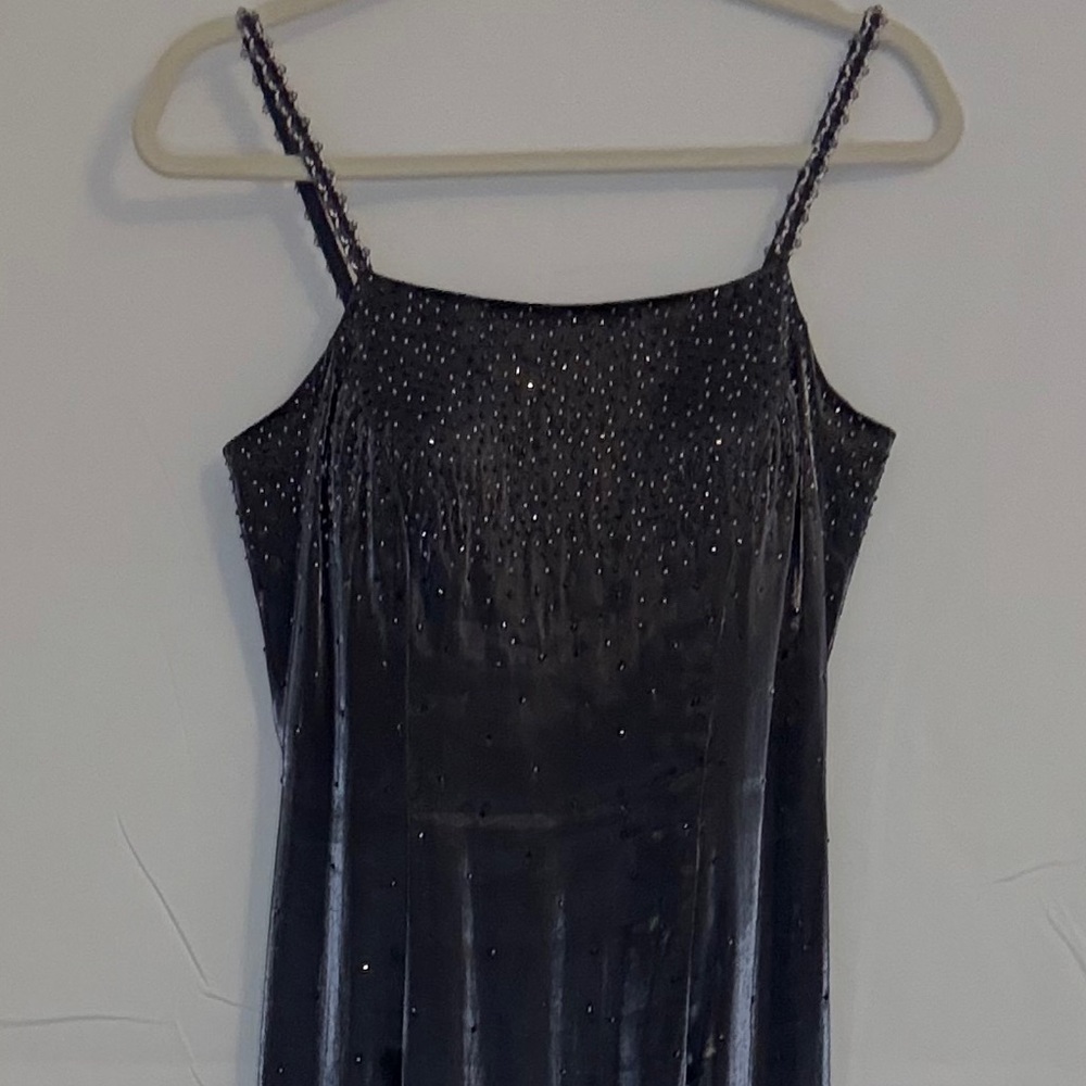 Sue Wong Grey Gown With Crystals and ombré color style. Worn once!!!